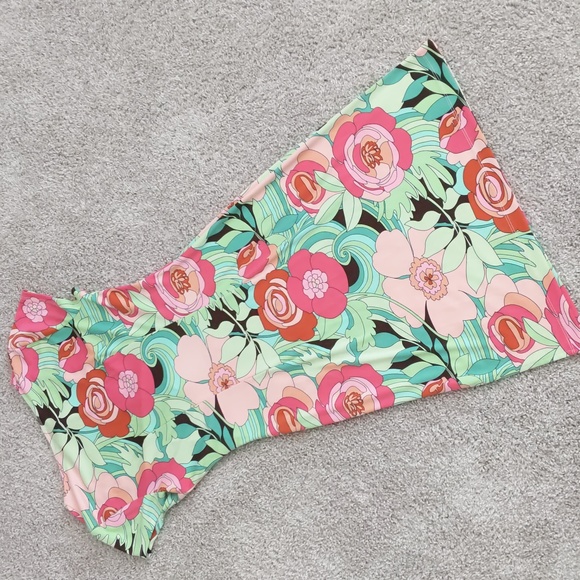 INCREDIBLE Vintage Y2K BCBG Floral Ruched V-Neck Cap sleeve Dress, Size S 🌸 - Picture 7 of 9